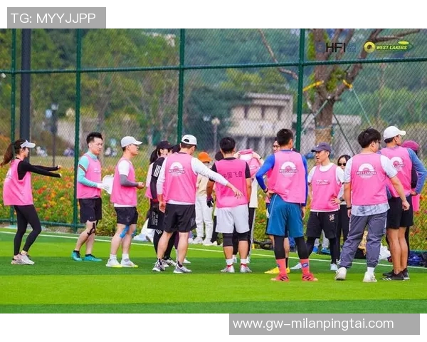 实时新闻深圳飞盘队与上海飞盘队赛后复盘分析灵活性对比与战术启示